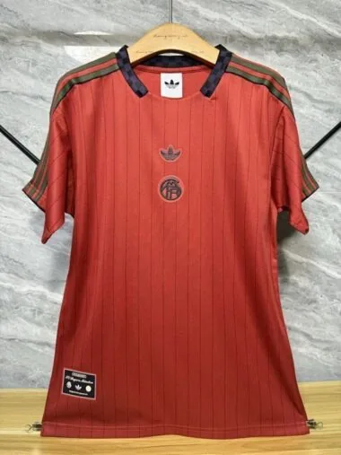 Bayern Munich 2025/26 Red retro Player version jersey (S-2XL)