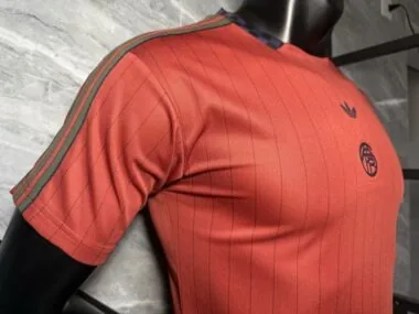 Bayern Munich 2025/26 Red retro Player version jersey (S-2XL)