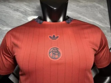 Bayern Munich 2025/26 Red retro Player version jersey (S-2XL)