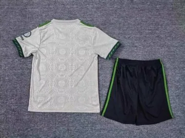 Bayern München 2025/26 Oktoberfest kid kit