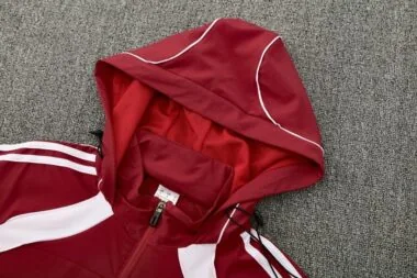 Bayern München 2025/26 Red Windbreaker suit (S-2XL)