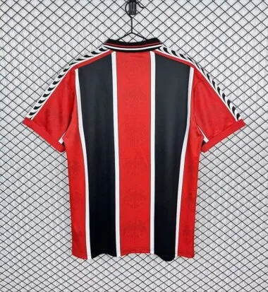 Retro Eintracht Frankfurt 1996/97 Home Jersey (S-XXL)
