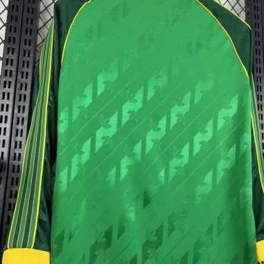 24-25 Celtic green retro long sleeve jersey