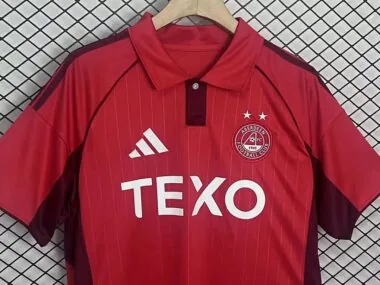 25-26 Aberdeen home Jersey