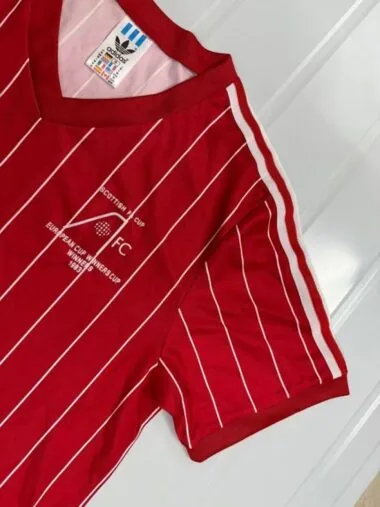 82-83 Aberdeen home retro jersey