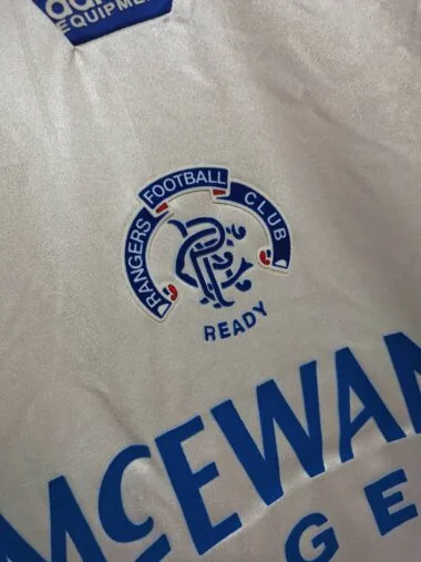 92-94 Rangers (à l'extérieur)