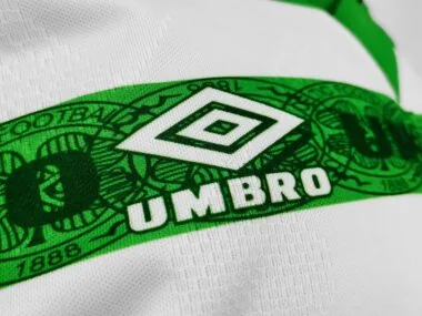 95-97 : Celtic à domicile
