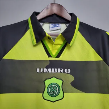 Maillot extérieur du Celtic 96-97