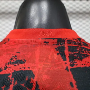 Camiseta especial de jugador en rojo y negro de Canadá para el Mundial de 2026