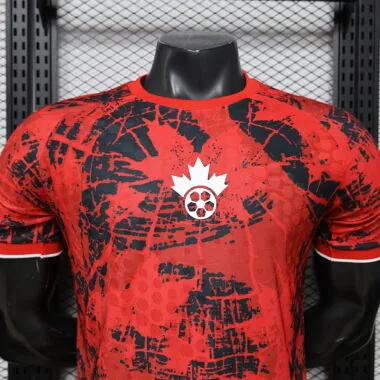 Camiseta especial de jugador en rojo y negro de Canadá para el Mundial de 2026