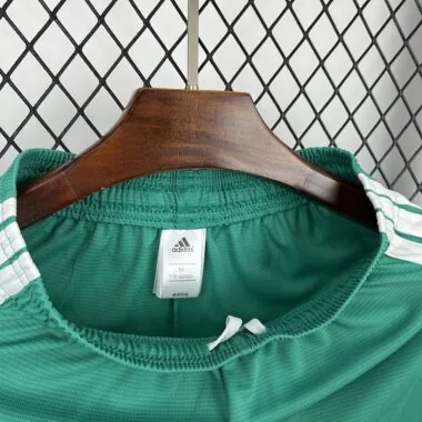 Short domicile de l'équipe masculine d'Irlande du Nord 2026