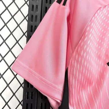 Mens Spain 2026 World Cup Pink Goalkeeper Jersey (S-2XL)