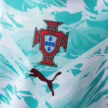 Equipamento infantil de jogo fora de casa de Portugal para o Mundial de 2026