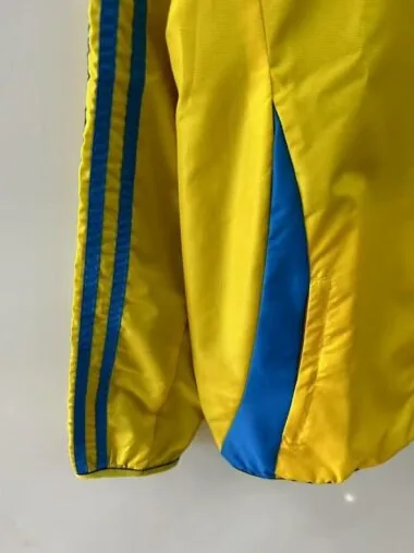 25-26 America blue yellow Windbreaker