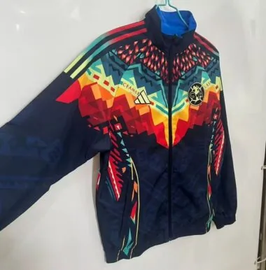 25-26 America reversible windbreaker