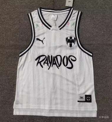 25-26 Monterrey white vest