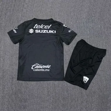 25-26 Pumas black goalkeeper kid kit