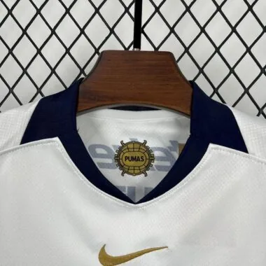 25-26 Pumas home kid kit