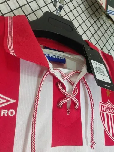 Retro 1995/96 Necaxa home Jersey (S-2XL)