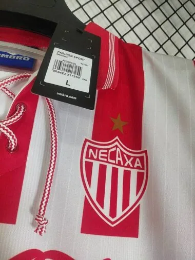 Retro 1995/96 Necaxa home Jersey (S-2XL)