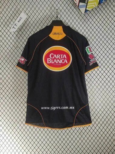 Retro Tigres de la UANL 2005/06 3rd Jersey