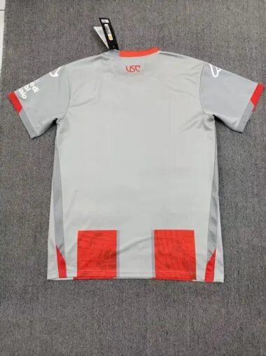 Maglia da calcio della Cremonese per le partite in casa, numero 25-26
