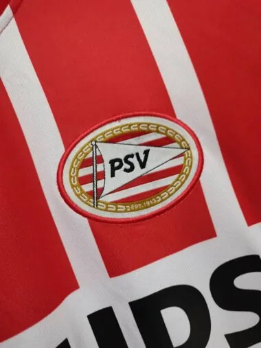 1990 PSV - equipamento de casa vermelho/branco