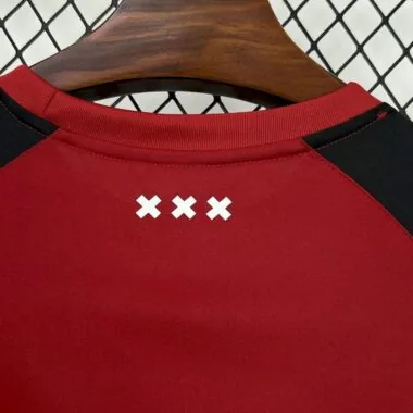 24-25 Maillot d'entraînement de l'Ajax Bourgogne