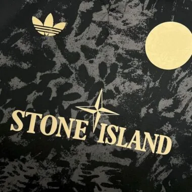 Camisola do Ajax Stone Island 25-26