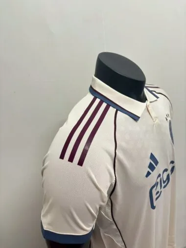 Camiseta del Ajax, versión para el tercer jugador visitante, 25-26