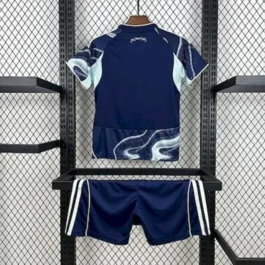 Equipamento infantil do Ajax para jogos fora de casa, 25-26