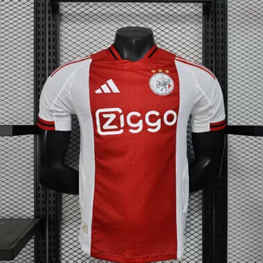 Camisa do Ajax, versão para jogador, para os jogos em casa de 25 e 26