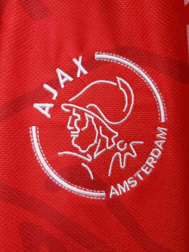 Camisa retro do Ajax para jogos em casa da época 95-96