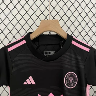 24-25 Miami away black kid kit