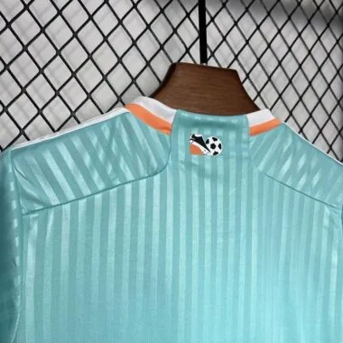 Equipamento infantil de jogo fora de casa do Miami, 24-25