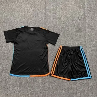 24-25 New York City home Kids Kit
