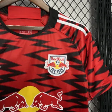 Camisa vermelha de jogo fora de casa do New York, n.º 24-25