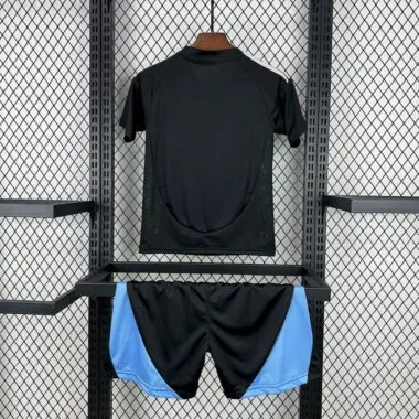25-26 Charlotte black kid kit