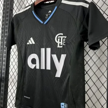 25-26 Charlotte black kid kit