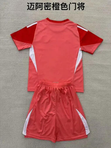 25-26 Miami red goalkeeper kid kit