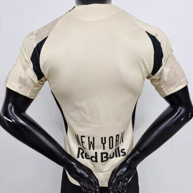 Camisola dos New York Red Bulls, versões para jogadores fora de casa, n.º 25-26