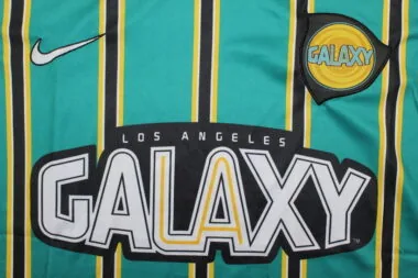 Camisa retro verde do LA GALAXY para jogos fora de casa, n.º 99