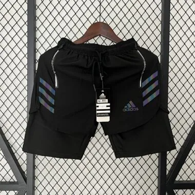 Pantaloncini casual neri Adidas