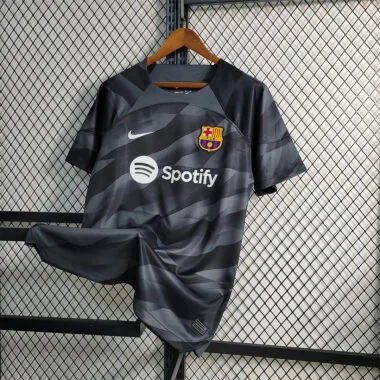 23-24 Barcelona, portero negro