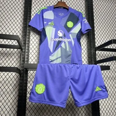 Equipamento infantil de guarda-redes do Manchester United, roxo, n.º 24-25