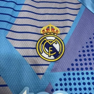 24-25 Real Madrid blue goalkeeper jersey