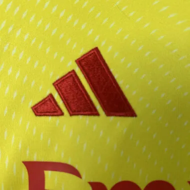 25-26 Benfica yellow goalkeeper kid kit