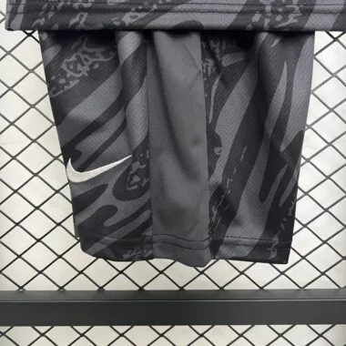 25/26 Sporting Lisbon Goalkeeper Black (Size 16-28)