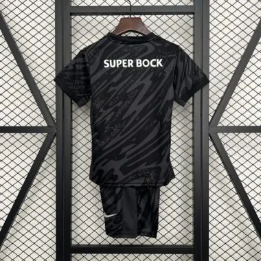 25/26 Sporting Lisbon Goalkeeper Black (Size 16-28)