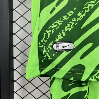 25/26 Camiseta del portero del Sporting de Lisboa (tallas 16-28)